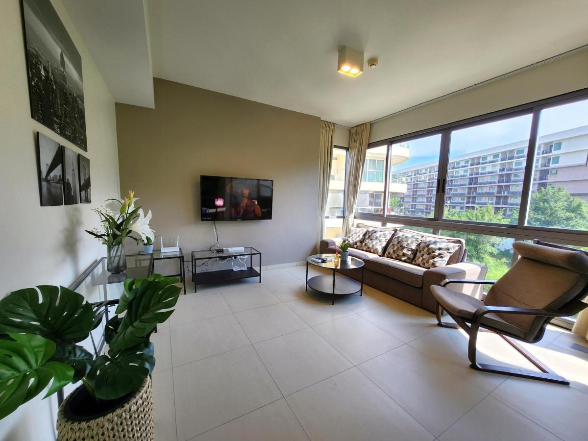 Unixx Oasis : Grandeur 2Br Suite Pattaya Εξωτερικό φωτογραφία
